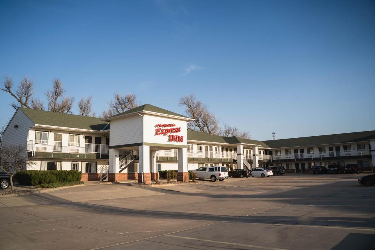 Haysville Express Inn Exterior photo